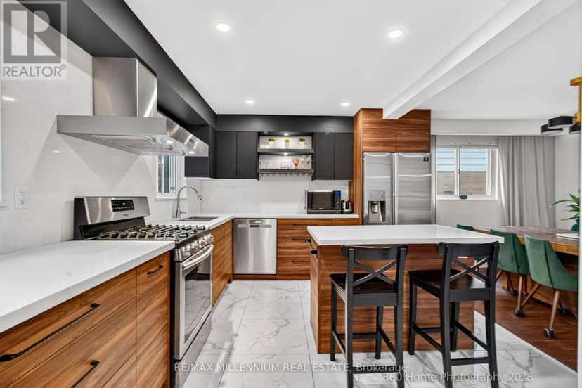 15 Marblemount Crescent, Toronto, photo 8
