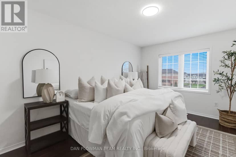23 Blunden Road — photo 19 of 31