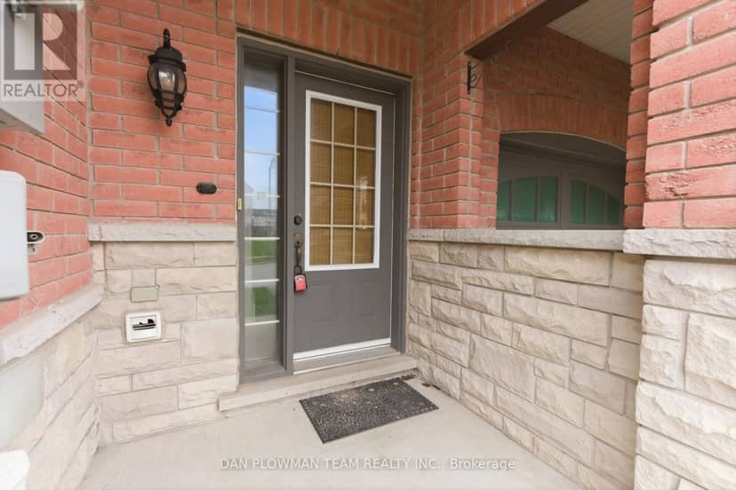 23 Blunden Road — photo 27 of 31