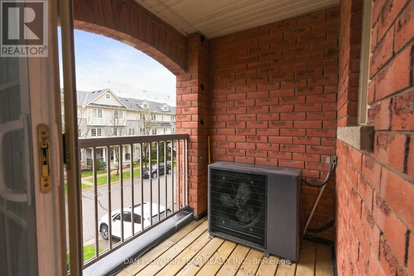 23 Blunden Road, Ajax, photo 4