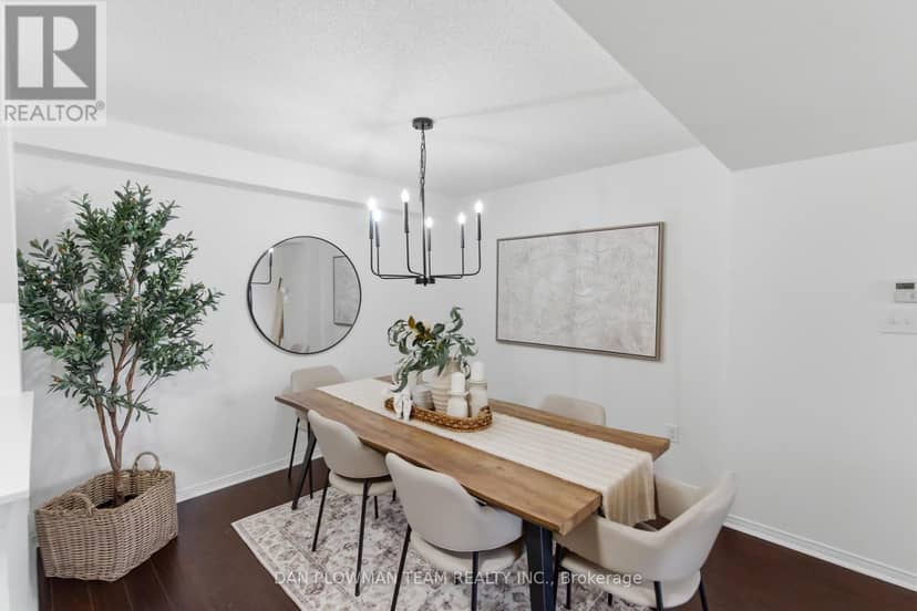 23 Blunden Road — photo 9 of 31