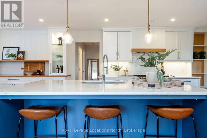 390 Second Street, Collingwood, photo 3
