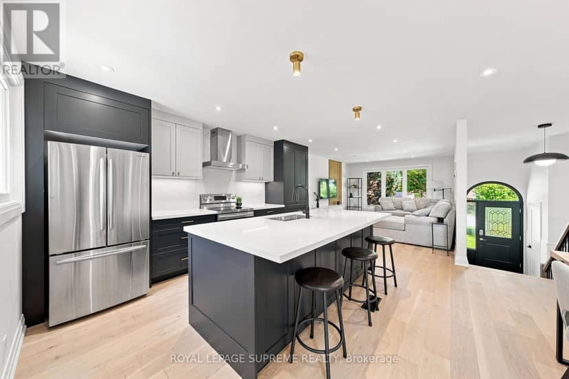 26 Crown Crescent — photo 15 of 40