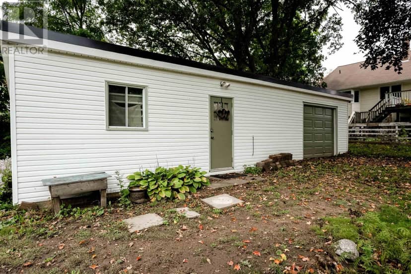 10 Connaught Ave Avenue — photo 29 of 40