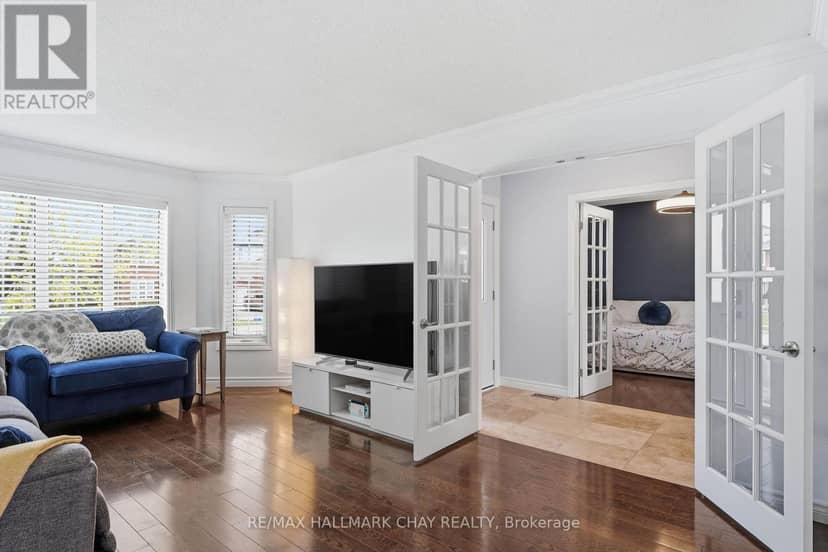 117 Brown Street — photo 13 of 40