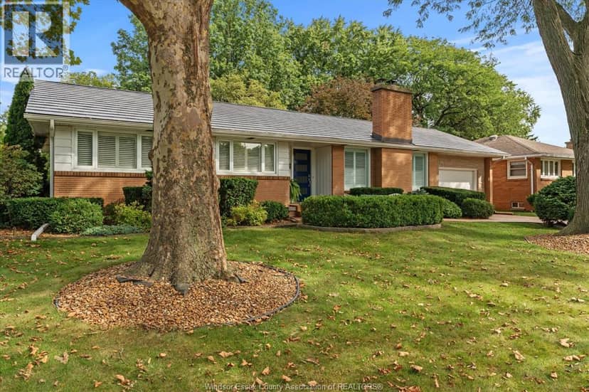 730 Champlain DRIVE — photo 3 of 24