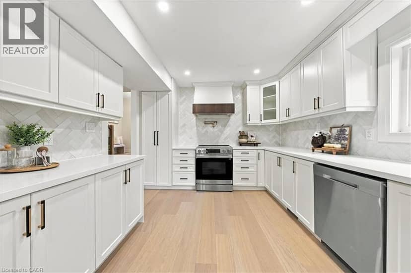 184 TORRESDALE Avenue, North York