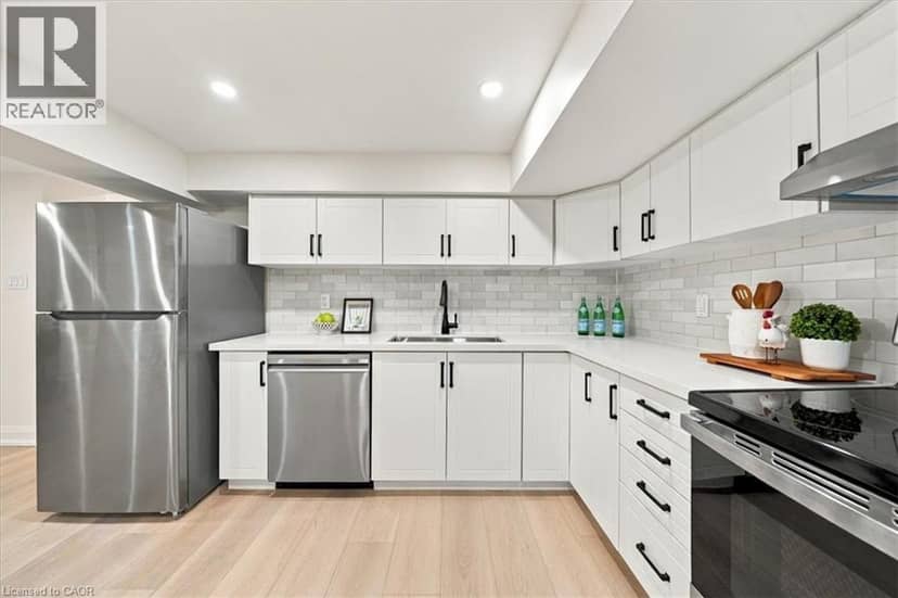 184 TORRESDALE Avenue — photo 13 of 38