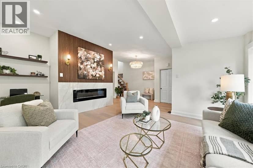 184 TORRESDALE Avenue, North York, photo 4