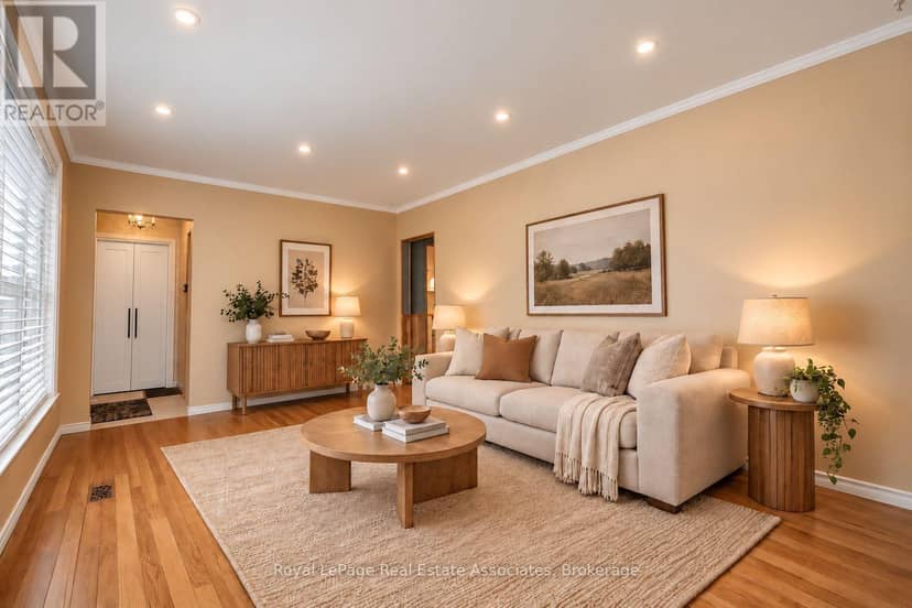 68 Allenby Avenue — photo 11 of 40