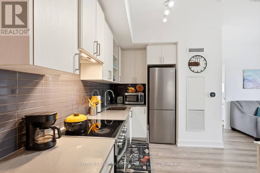 407 - 50 George Butchart Drive — photo 9 of 40