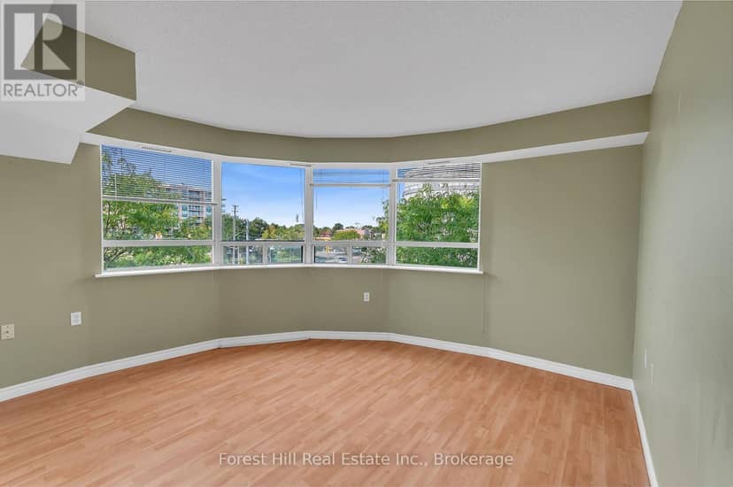 308 - 555 Wilson Heights Boulevard — photo 3 of 27