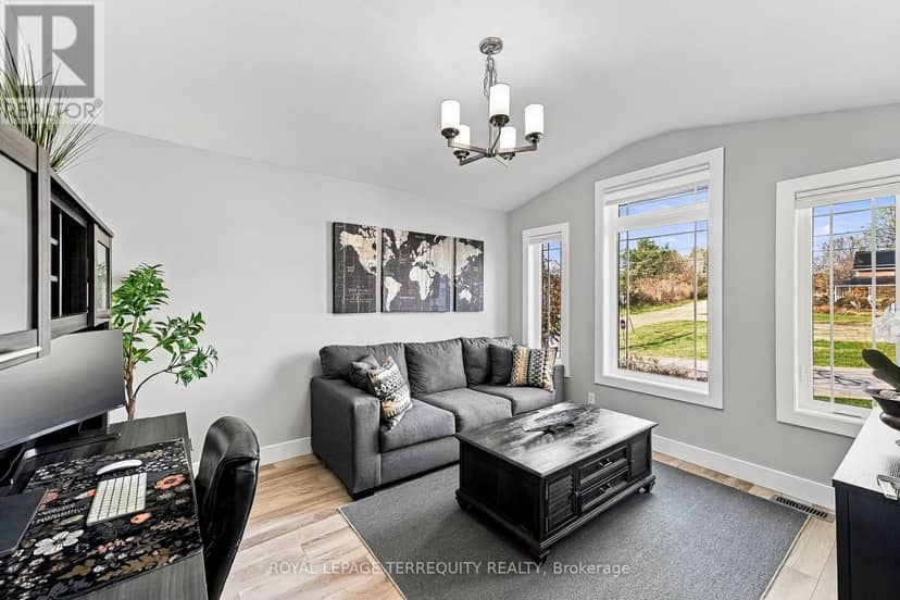 89 Harris Street — photo 13 of 40