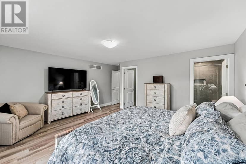 89 Harris Street — photo 24 of 40