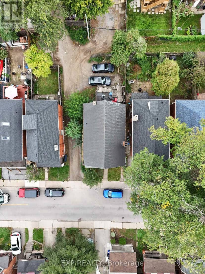 58 Arthur Avenue N, Hamilton, photo 3