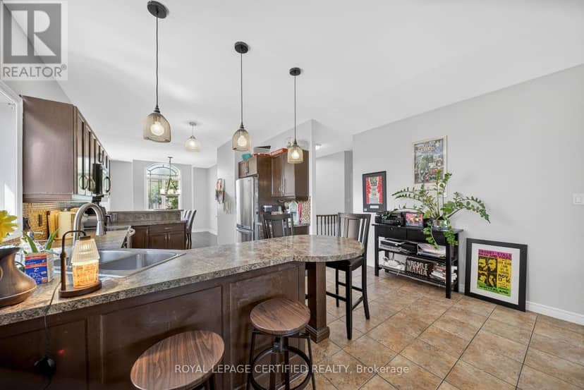 91 Candlewood Drive — photo 10 of 40