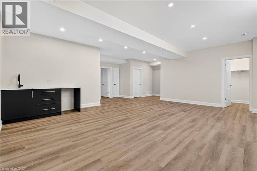 6192 CURLIN Crescent — photo 37 of 40