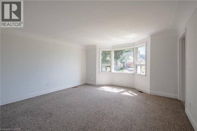 150 BELAND Avenue S — photo 12 of 30