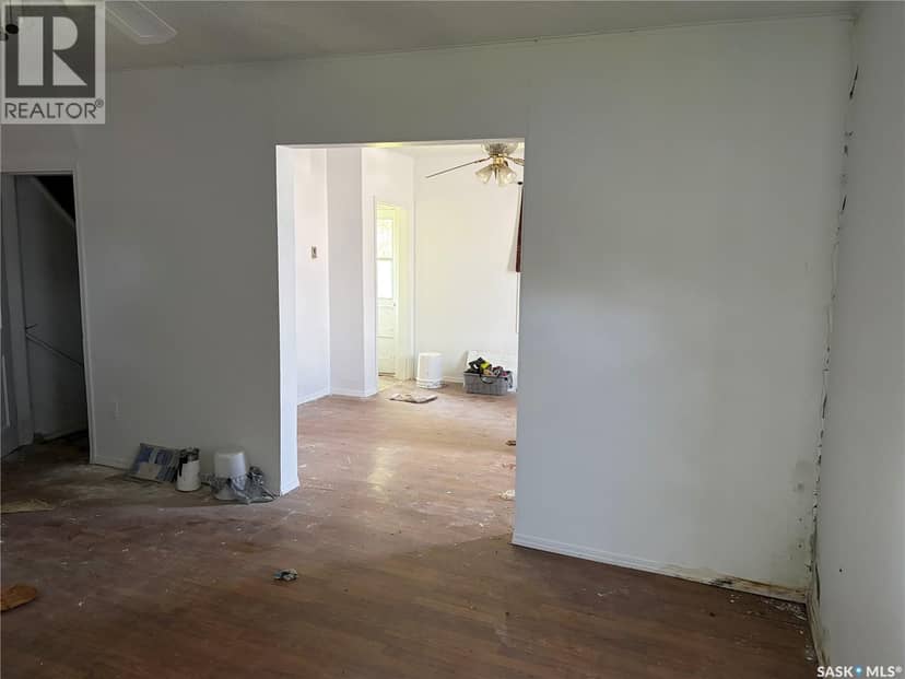506 4th AVENUE N — photo 10 of 32