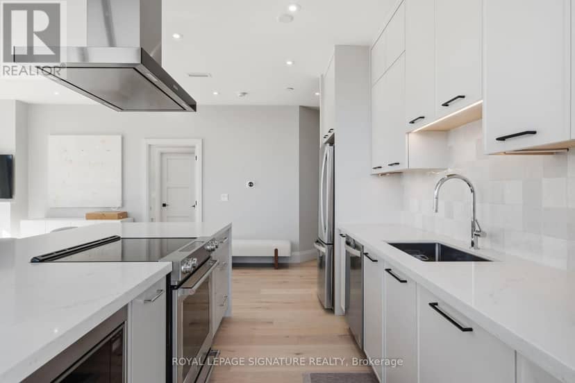 1002 - 980 Yonge Street — photo 17 of 40