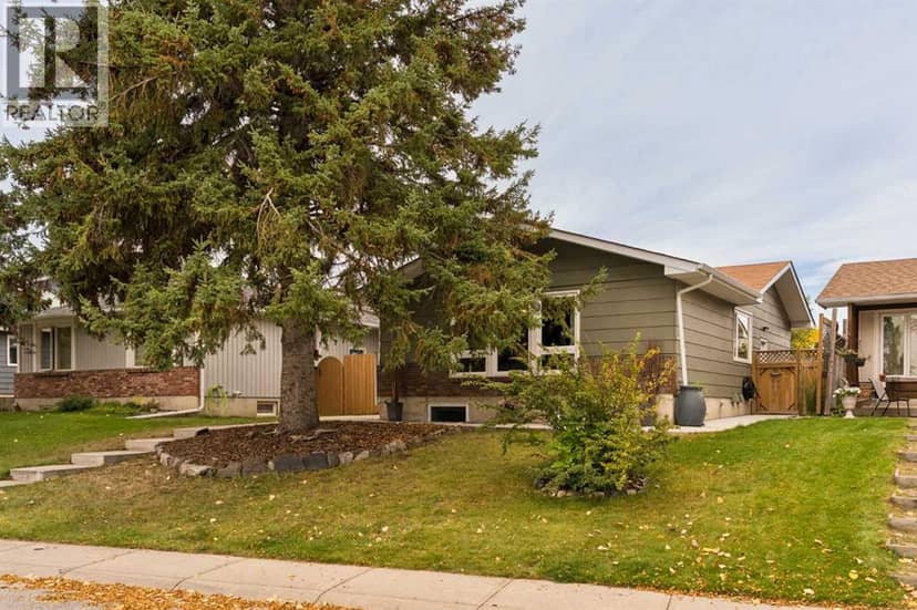 228 Midridge Crescent SE, Calgary, photo 3