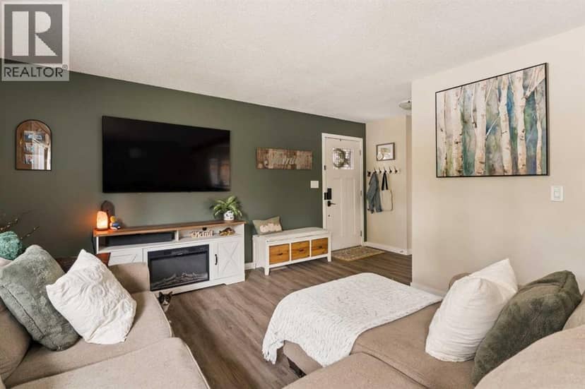 228 Midridge Crescent SE, Calgary, photo 7