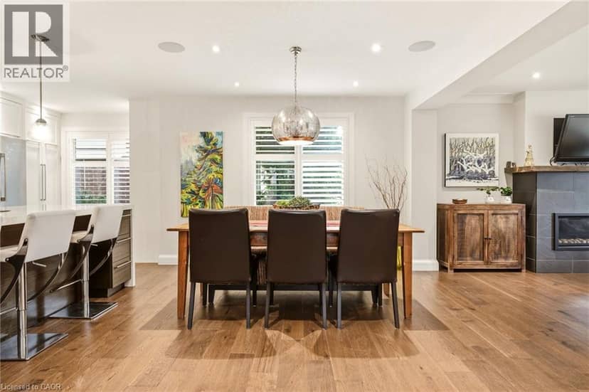 387 VALANNA Crescent, Burlington, photo 7
