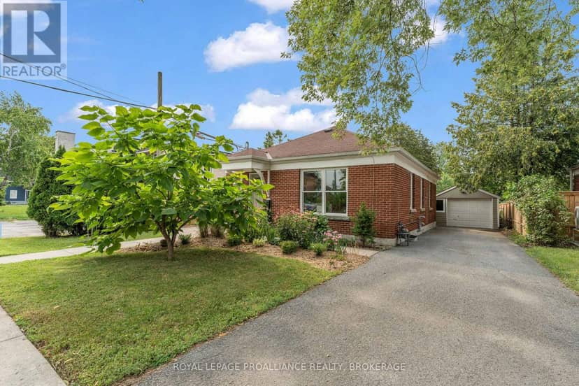 640 Brock Street, Kingston, photo 3