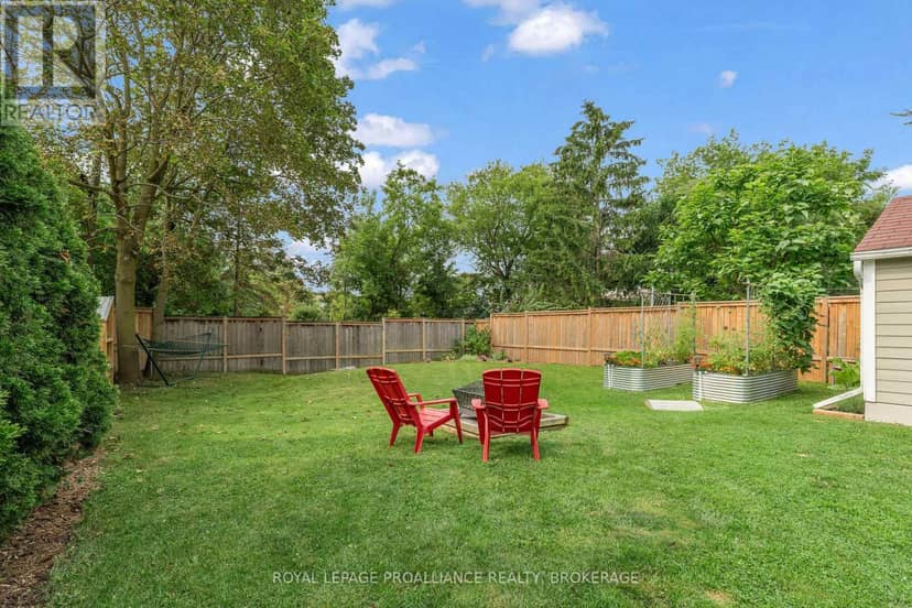 640 Brock Street — photo 32 of 38