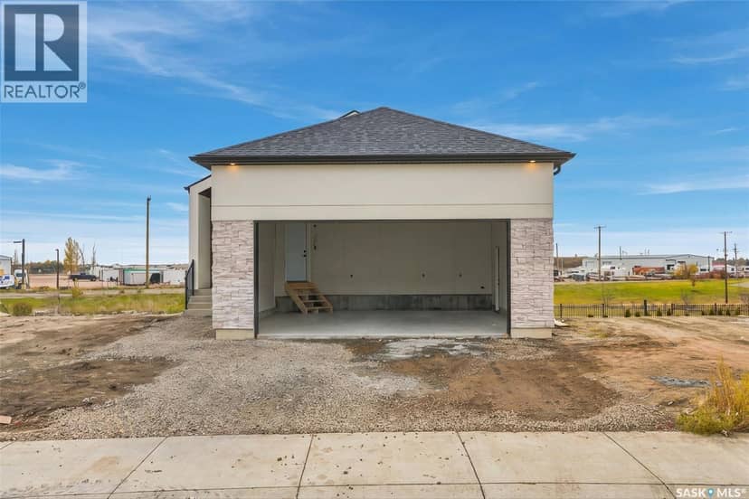 151 Nazarali WAY, Saskatoon, photo 2