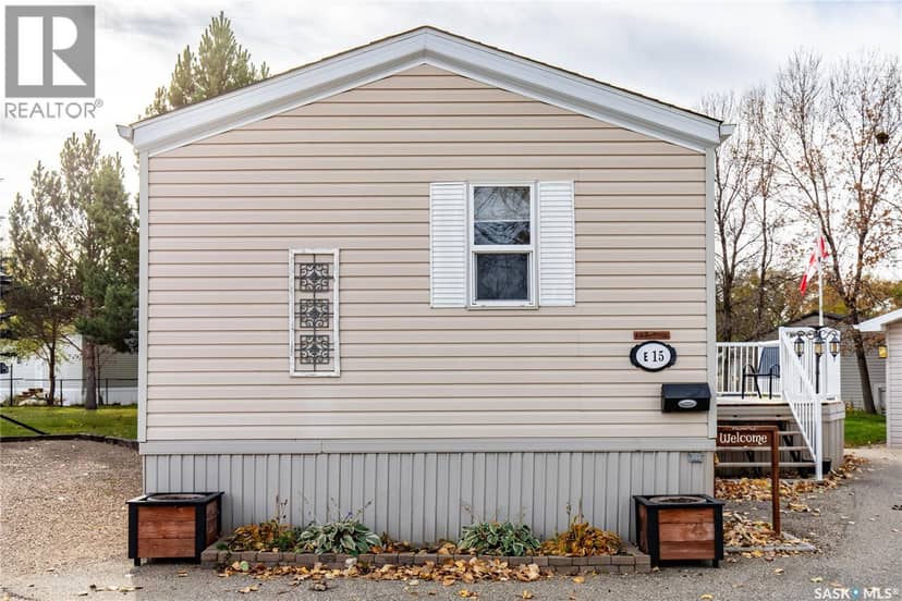 E15 1455 9th AVENUE NE, Moose Jaw, photo 2