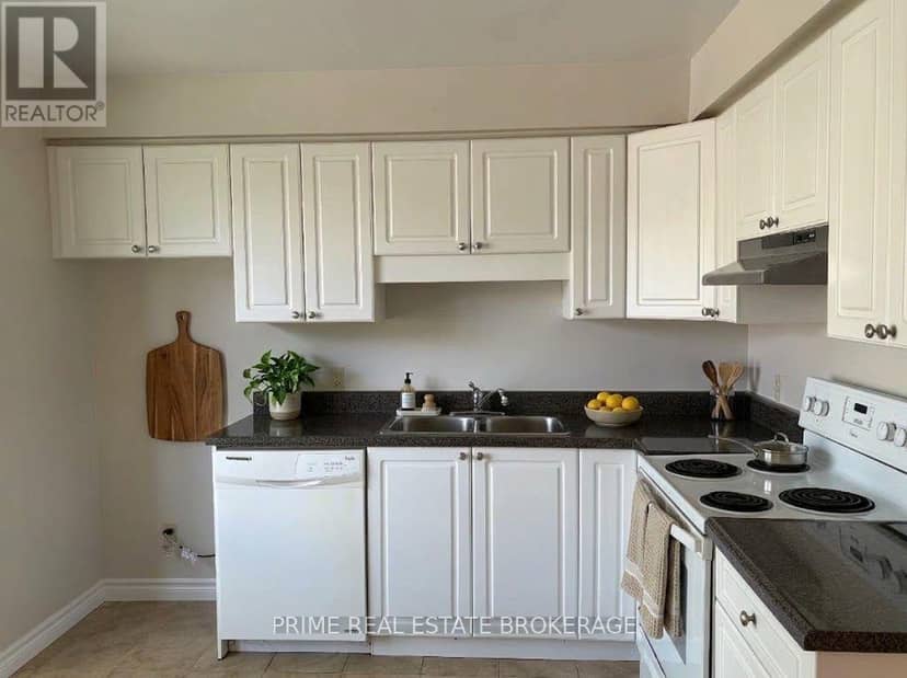 55 - 135 Belmont Drive, London South, photo 2