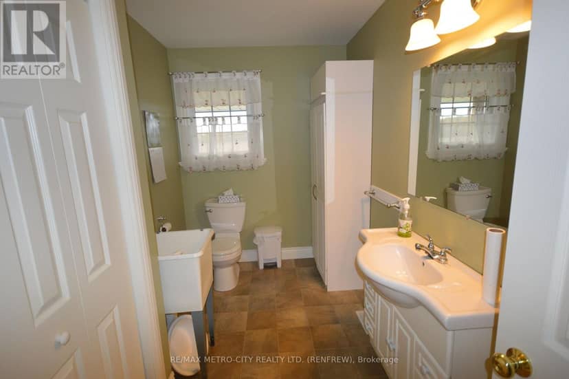 304 Mansel Hill Road, Whitewater Region, photo 8