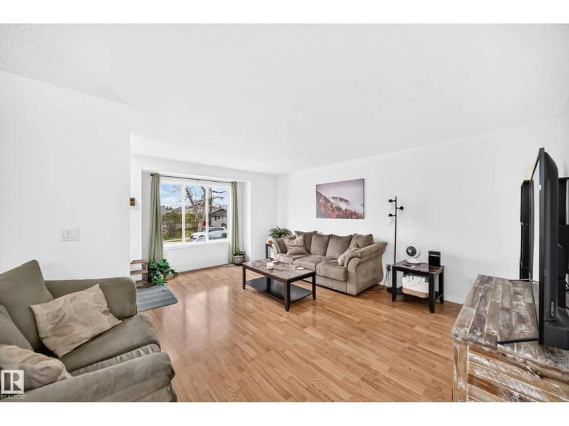 10015B 97 AV, Fort Saskatchewan, photo 7