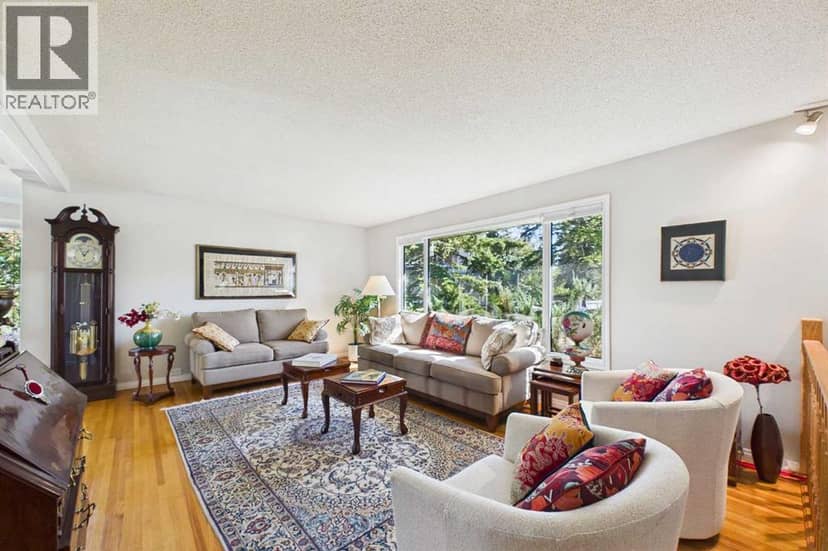 10716 Mapleshire Crescent SE, Calgary, photo 4