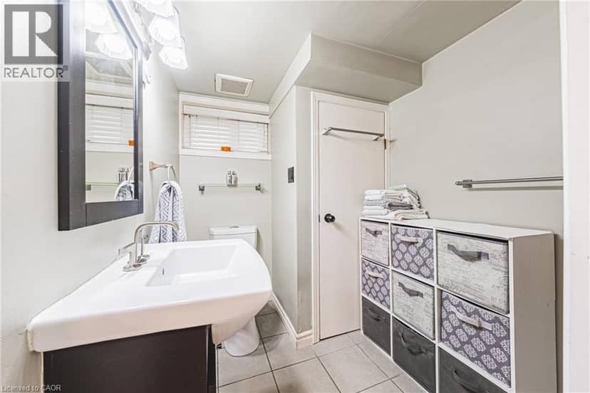 242 EAST 43RD Street — photo 18 of 34