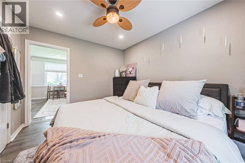 242 EAST 43RD Street, Hamilton, photo 8