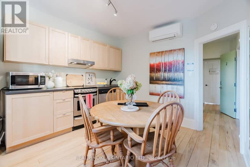 33 Argyle Avenue — photo 14 of 40