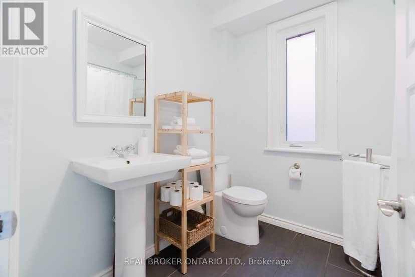 33 Argyle Avenue — photo 20 of 40
