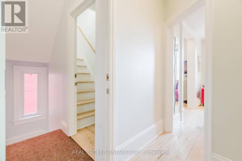 33 Argyle Avenue — photo 24 of 40