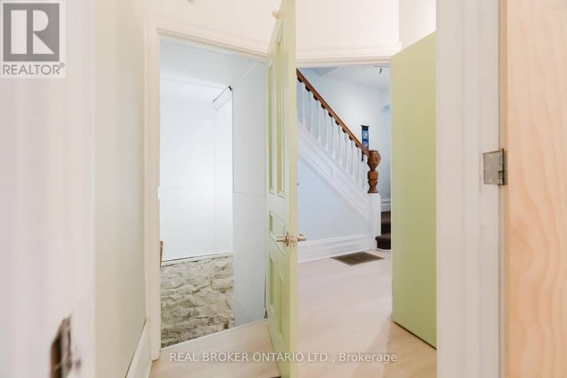 33 Argyle Avenue — photo 35 of 40