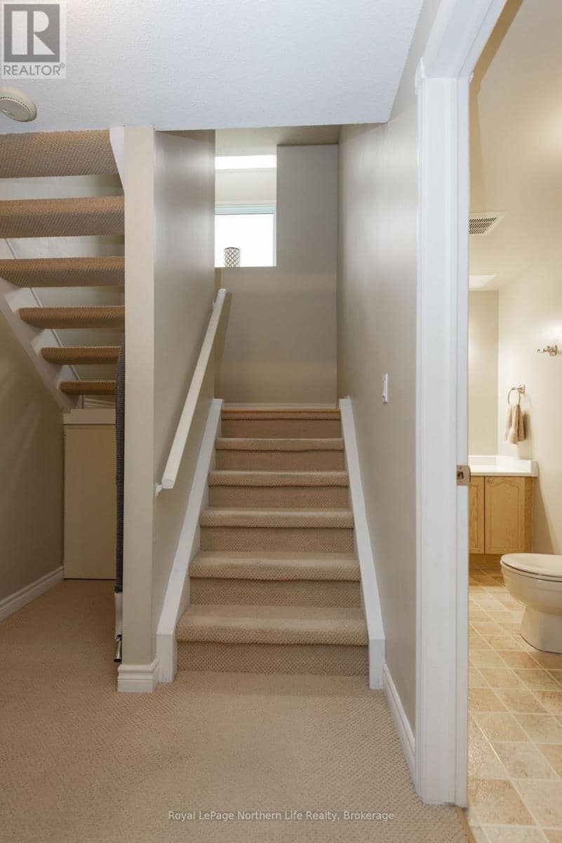 637 Tackaberry Drive — photo 33 of 40