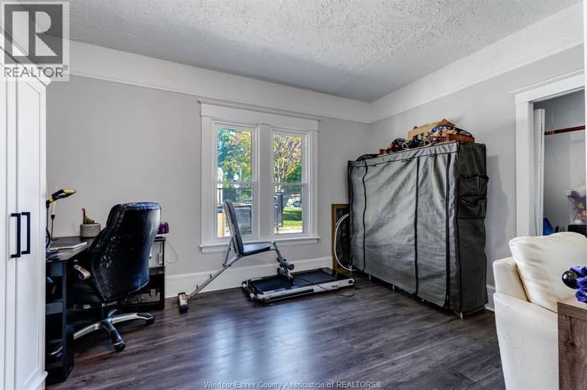 47 Wigle STREET — photo 17 of 40