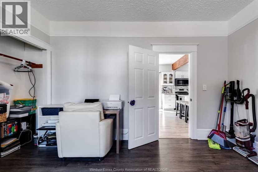 47 Wigle STREET — photo 18 of 40