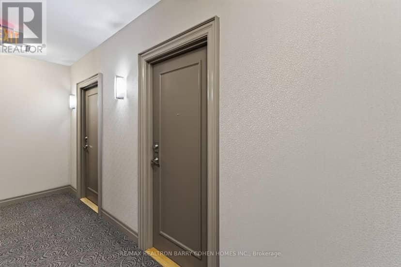 1404 - 500 St Clair Avenue W, Toronto, photo 3