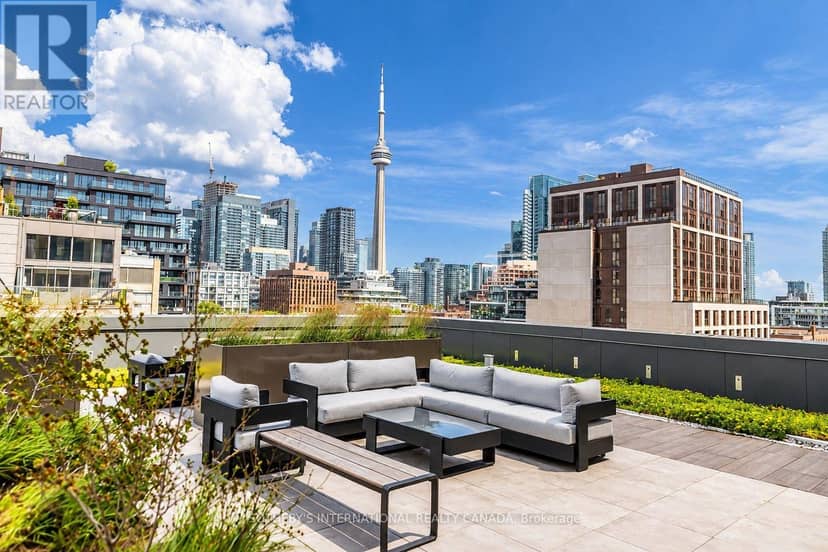 1008 - 543 Richmond Street W — photo 10 of 12