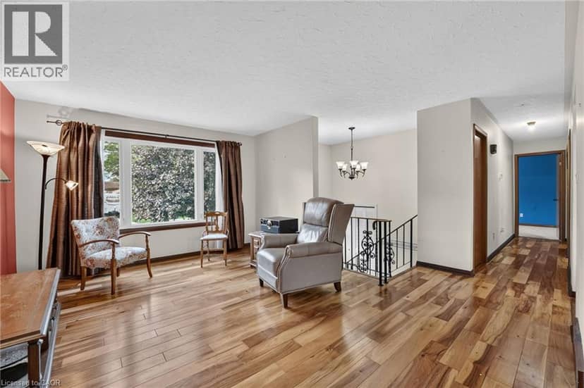 5 BROOKS Circle — photo 10 of 40