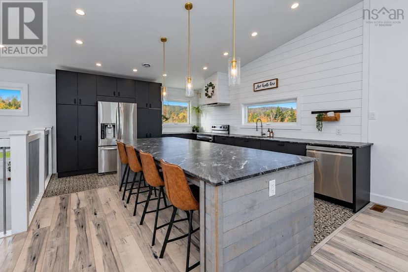 2085 Coxheath Road — photo 12 of 40