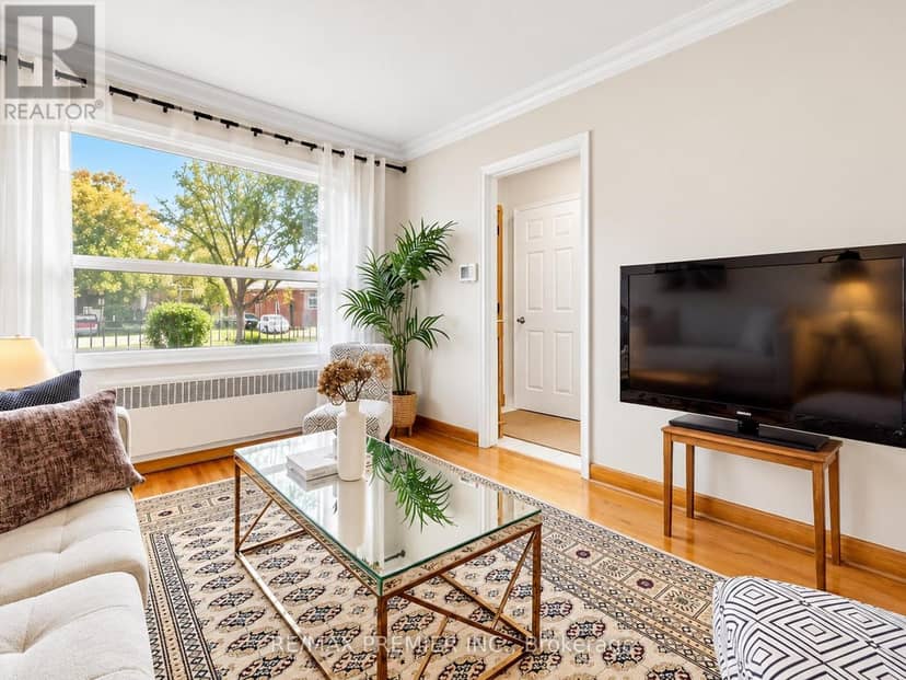 14 Shaneen Boulevard, Toronto, photo 3