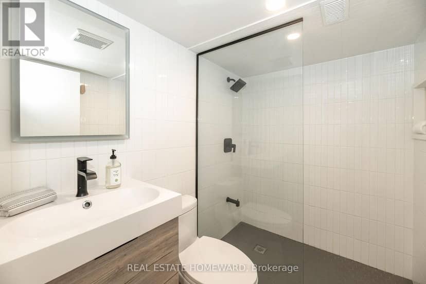 115 Wildwood Crescent — photo 15 of 19